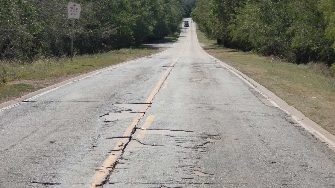 Report Shows Oklahomans Lose 5 Billion Due To Bad Roads