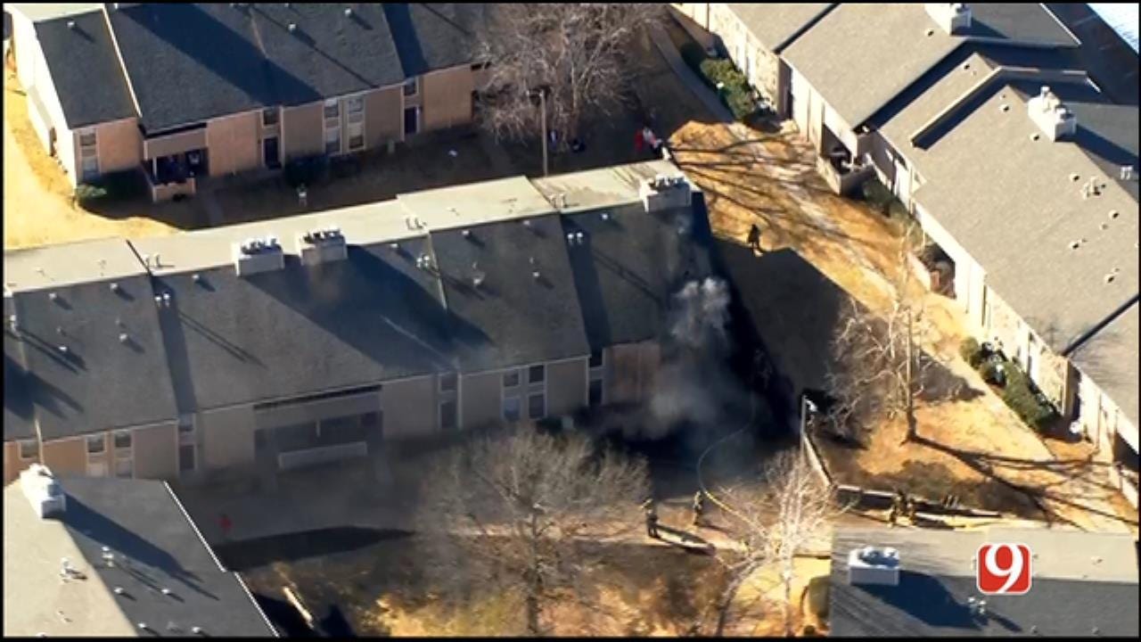 Firefighters Respond To NW OKC Apartment Fire