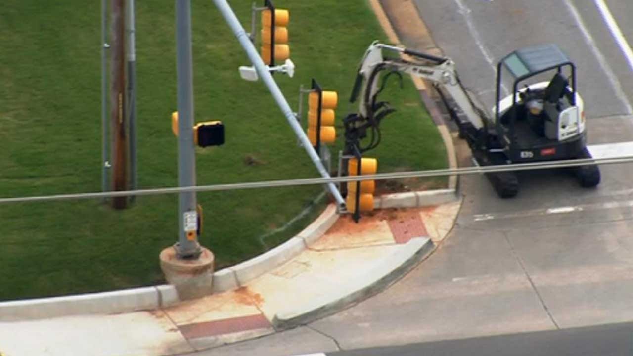 Crews Repair Cut Gas Line In NW OKC