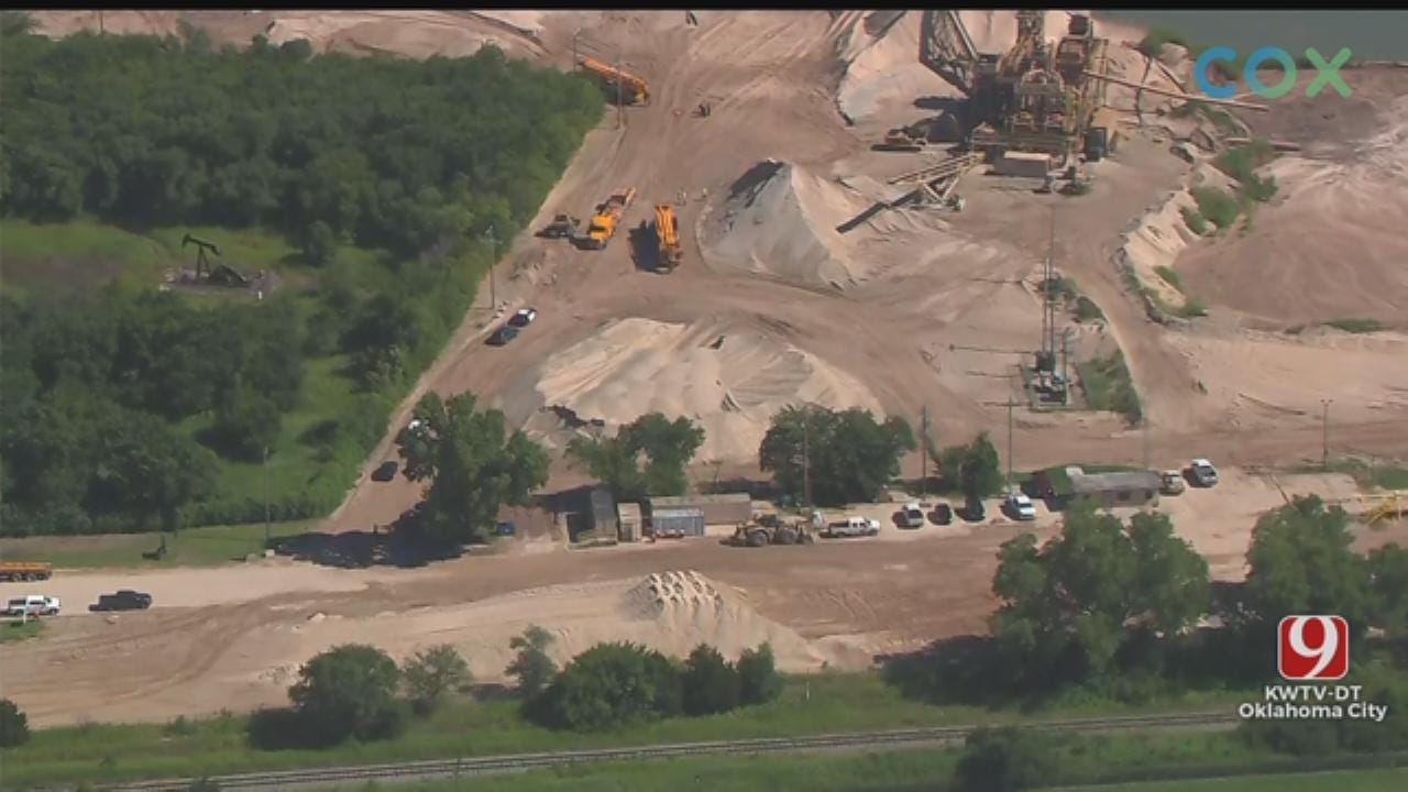 Construction Worker Killed At Work Site Accident, Del City Police Says