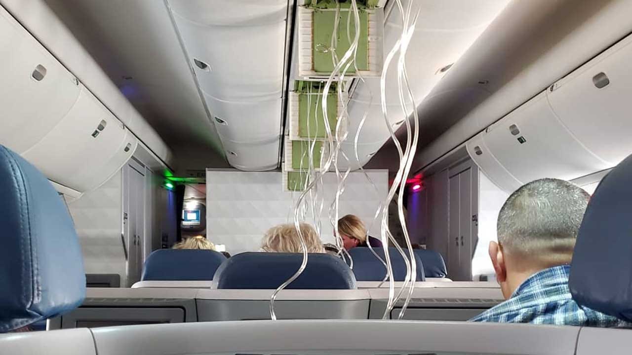 Delta Flight Makes Emergency Landing After Quick 29 000 Foot Descent