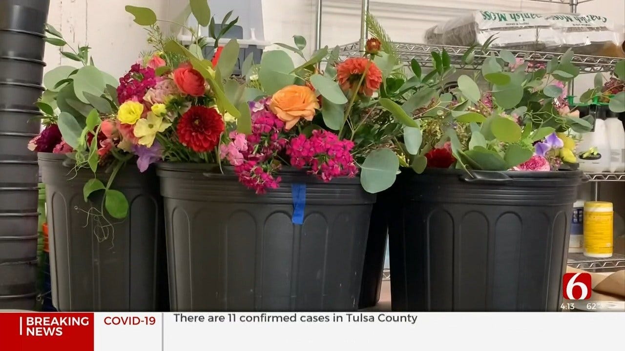 Tulsa Flower Shop Shows Compassion By Handing Out Free Bouquets