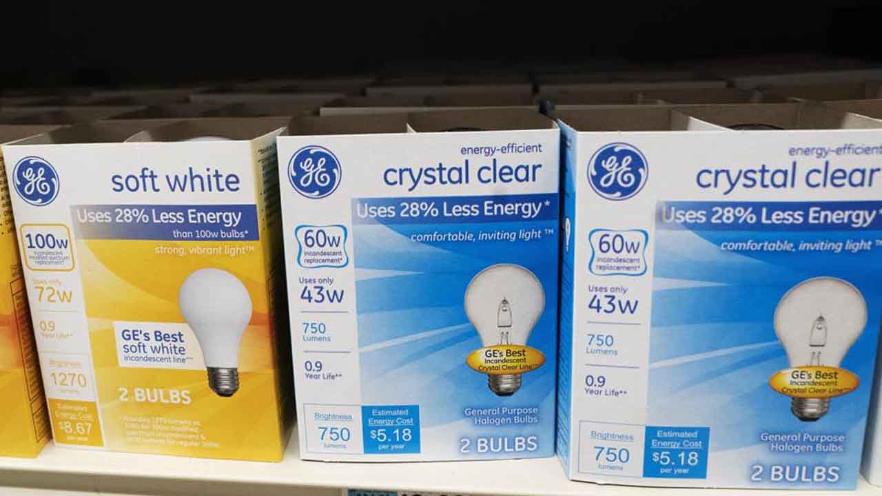 Incandescent Light Bulbs Being Phased Out To Save Energy