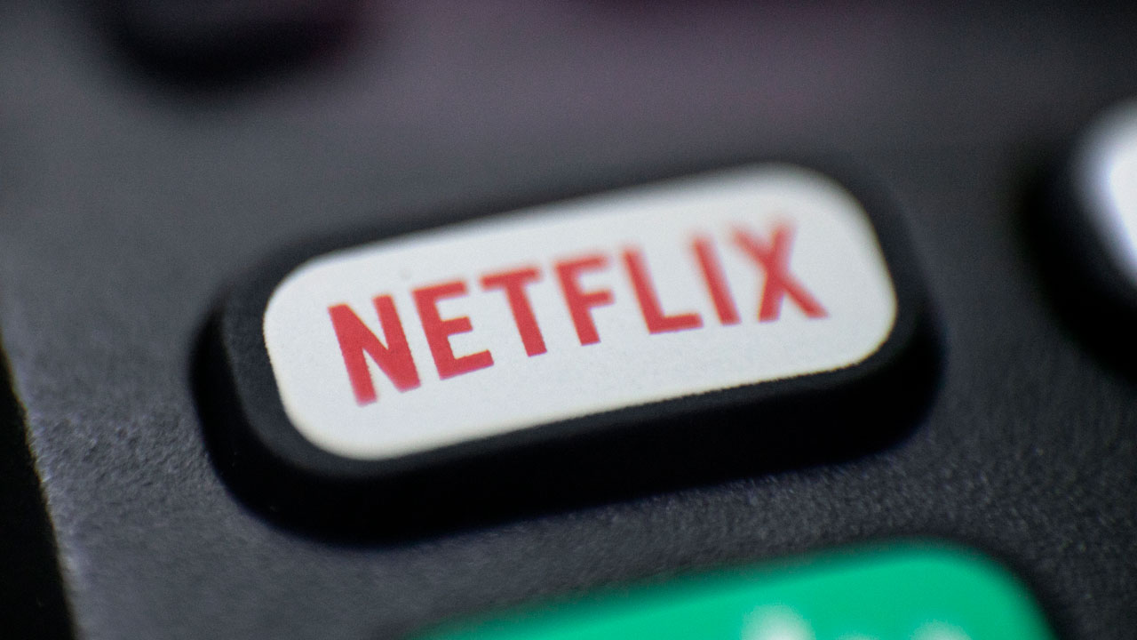 Netflix Sets $7 Monthly Price For Its Ad-Supported Service