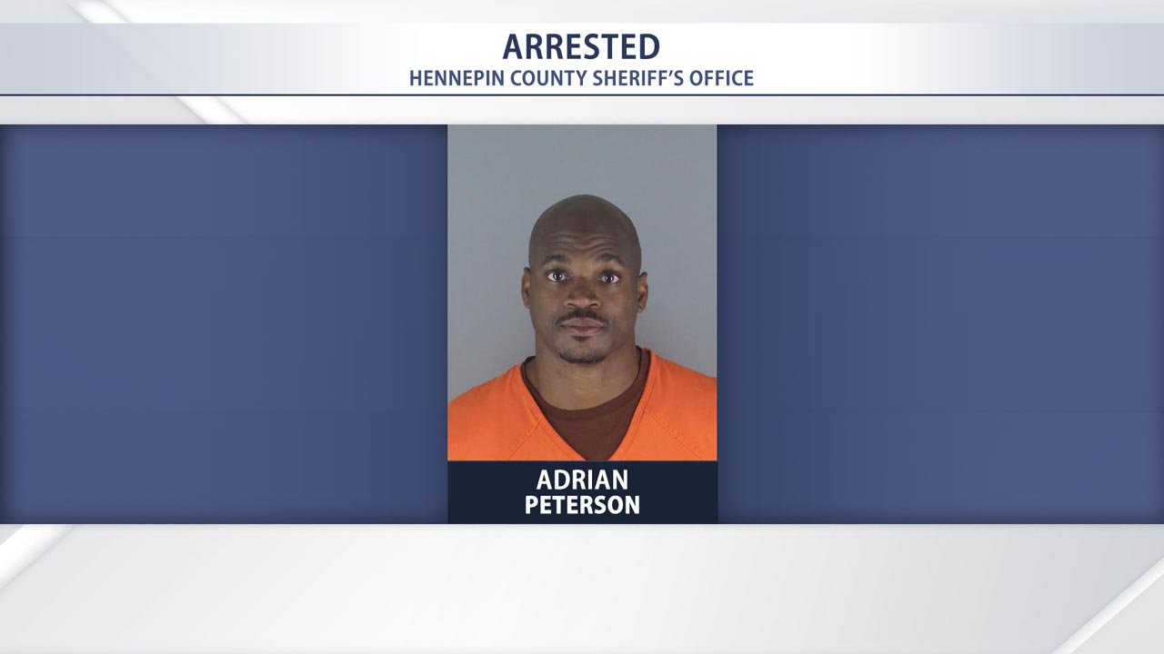 Adrian Peterson - NFL / OU former player - April 2025