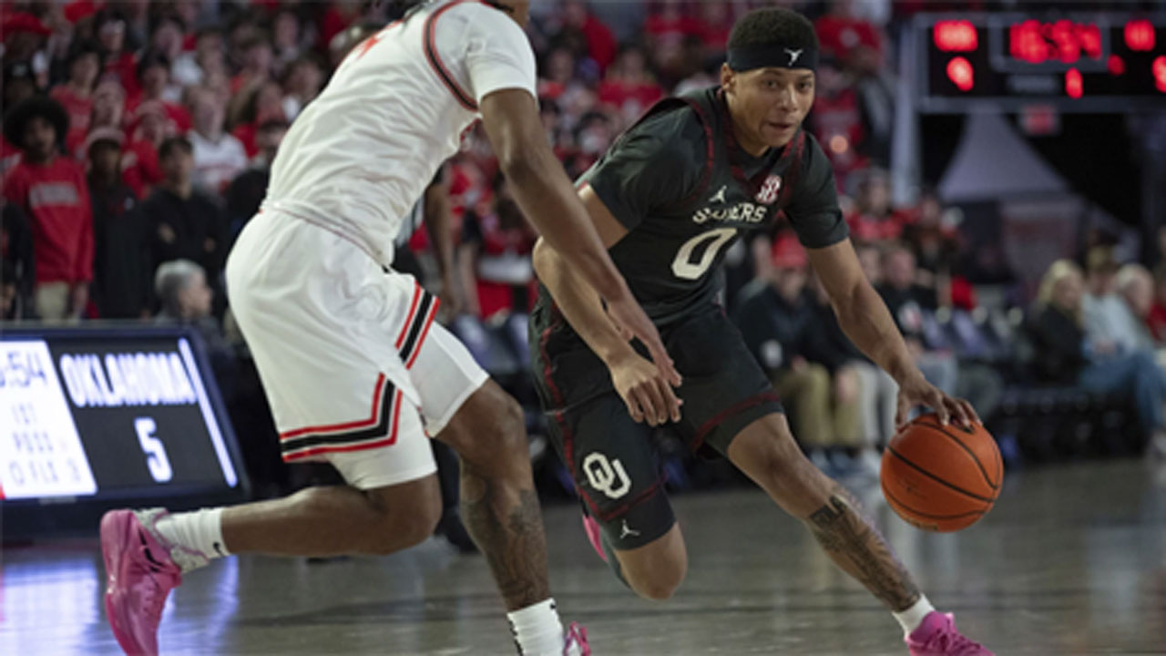 No. 17 Oklahoma Falls To 0-3 In SEC Play With 72-62 Loss To Georgia